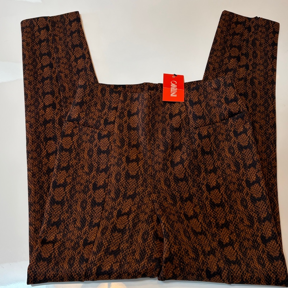 #229 NWT Elegant Brown Patterned Scuba Pants with zippers at ankles. - Picture 3 of 10